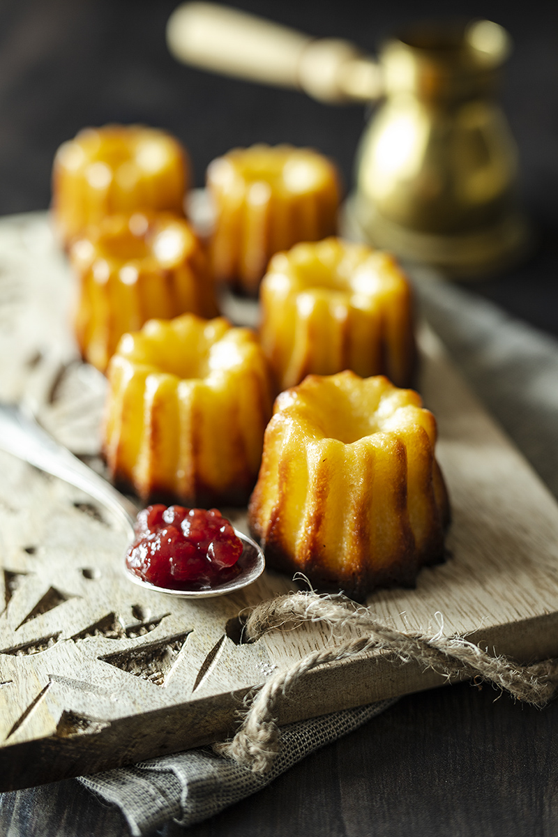 Rum-Canelés